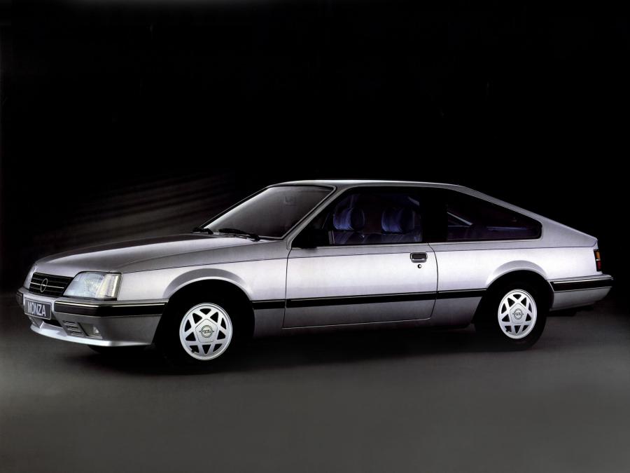  Opel Monza 1982 года  (фото 4 из 11)